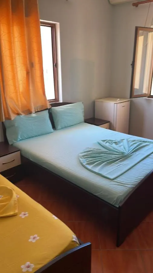 Hotel Kristal Shëngjin アルバニア
